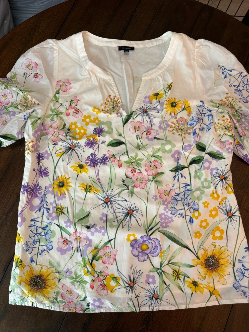 Talbots Small White Floral Short-Sleeve Blouse with Multicolor Garden Print